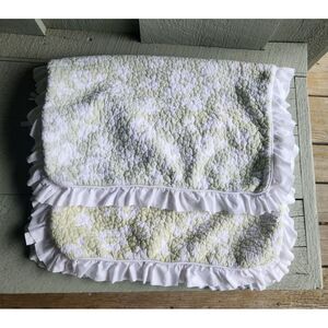 Pair Cottage Shabby Chic Farm Victoria Hill Std Quilted shams sage green & white